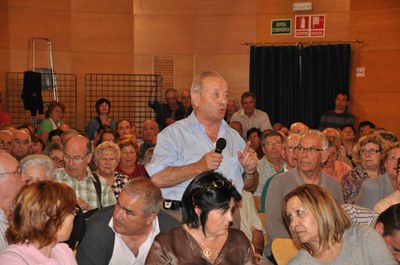 ripollet-soc-afectats-preferents-xerrada-230512-19.JPG