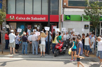 ripollet-soc-preferents-afectats-protesta-110712-019.JPG