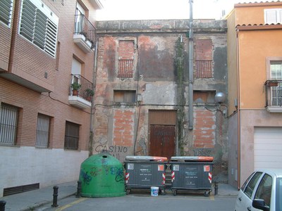 L’antic casino, a punt de ser enderrocat.