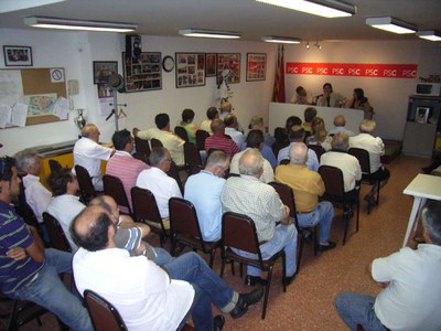 Assemblea del PSC amb la particiació de la diputada Lídia Santos.