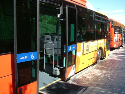 ripollet-serveis-bus-648-inauguracio-150906%20(2).JPG