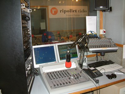 Ripollet Ràdio repassa les principals notícies de l'any a Info 2006.