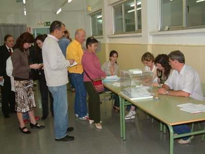 ripollet-politica-eleccions-autonomiques-011106.JPG