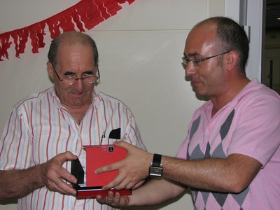 Homenatge a Ramon Argenté pels seus 25 anys dedicats a la ràdio a Ripollet.