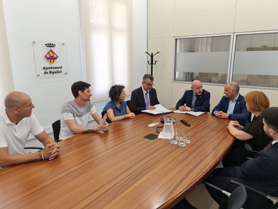 El delegat del govern central a Catalunya visita Ripollet.